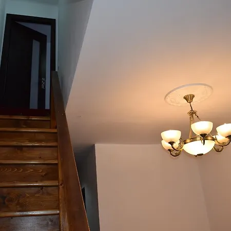 Hanu Satului Casa de hóspedes 3*