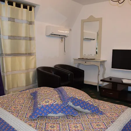 Hanu Satului Casa de hóspedes